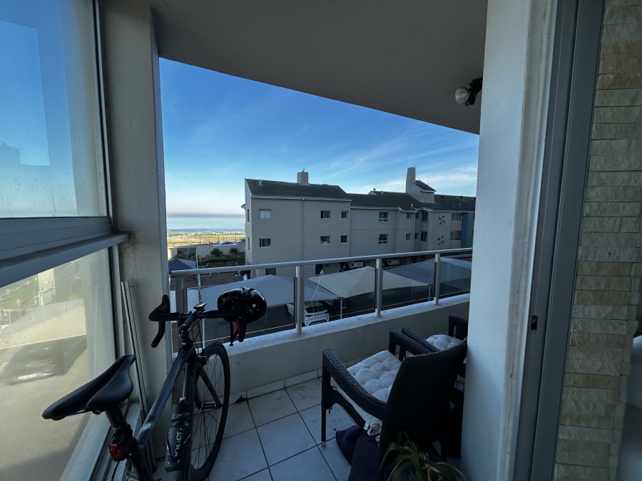 2 Bedroom Property for Sale in Beachfront Western Cape